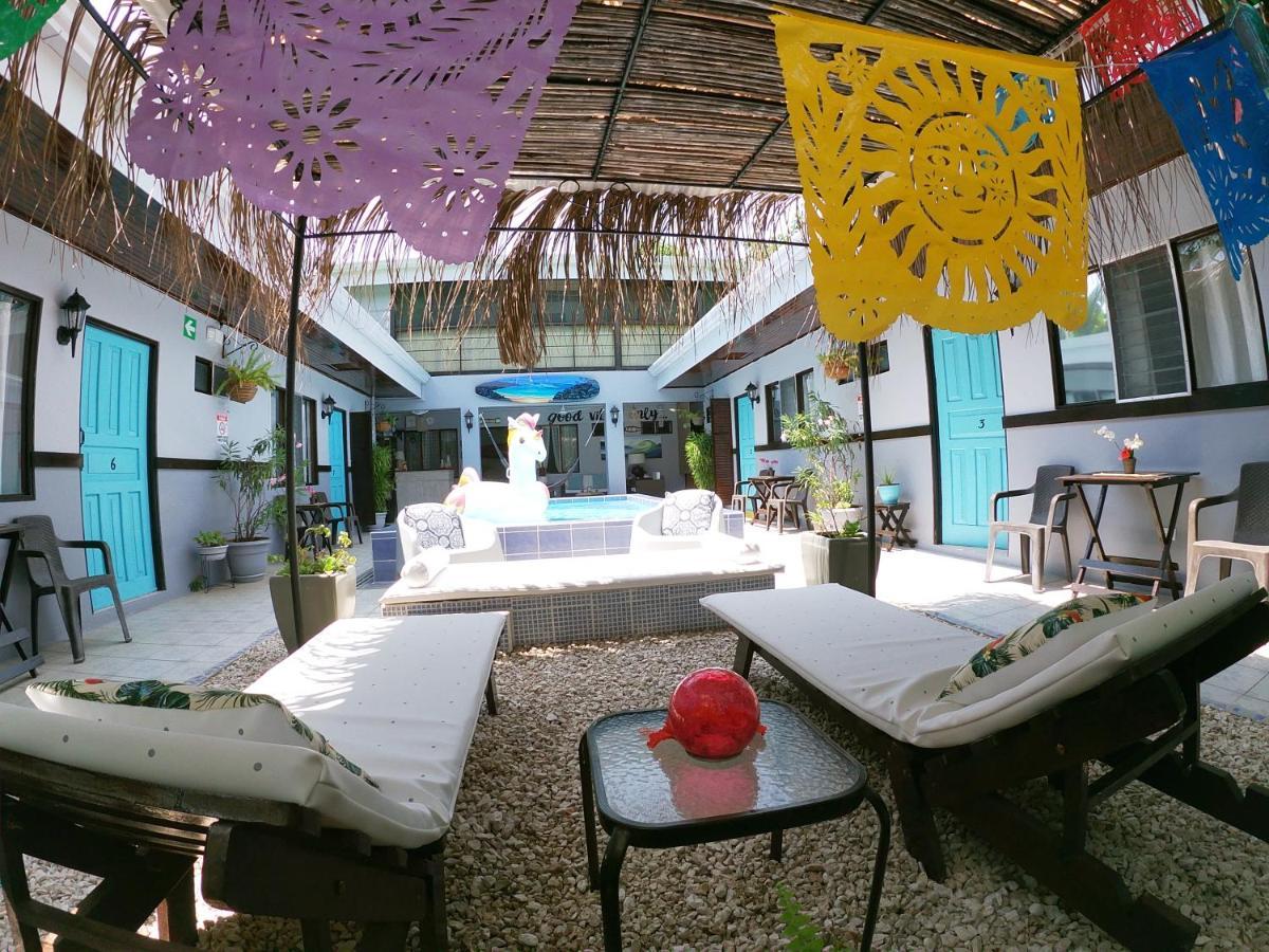 Hotel Perico Azul & Surf Camp Jacó Exterior foto